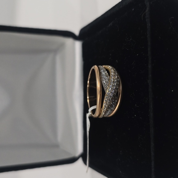NWT ✅18K YG Diamond Ring Set in Pavé brilliant-cut diamonds, .91ctw SZ 7 ⭐ NEW